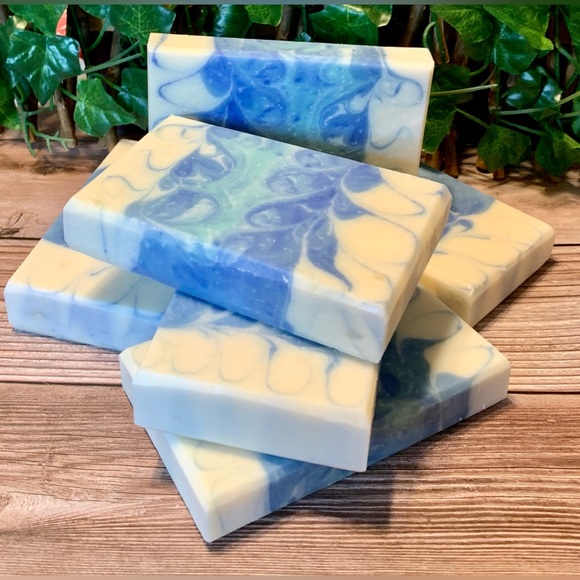 Hand Crafted Artisan Soap with Oatmeal in an Ocean Pattern (One) - Picture 6 of 9